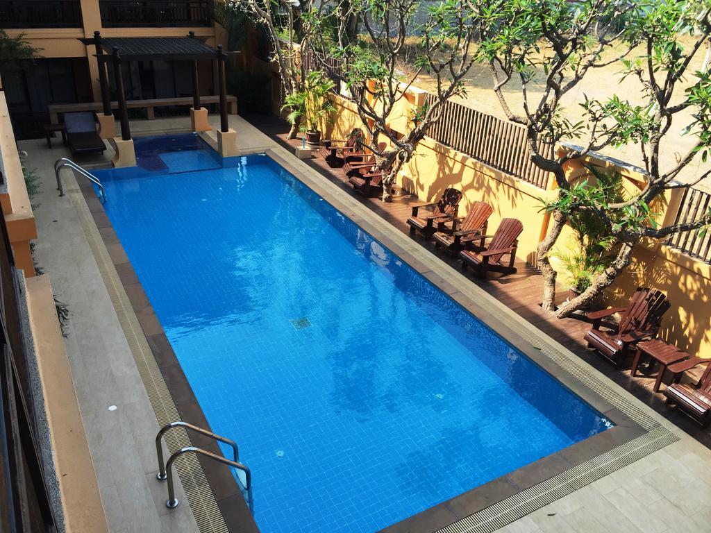 La Maison Hua Hin Exterior photo